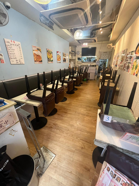荔枝角地舖外賣店頂手