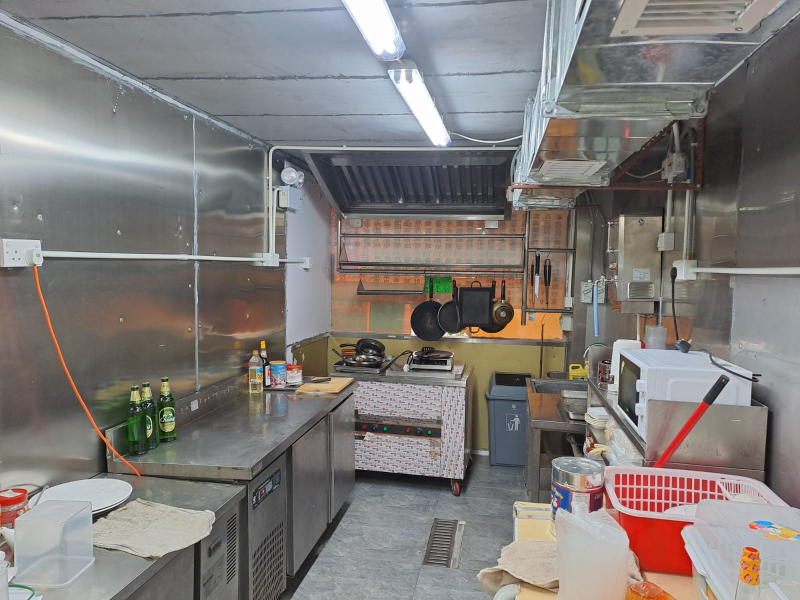 葵涌區地鋪茶餐廳招租 - 免頂手費