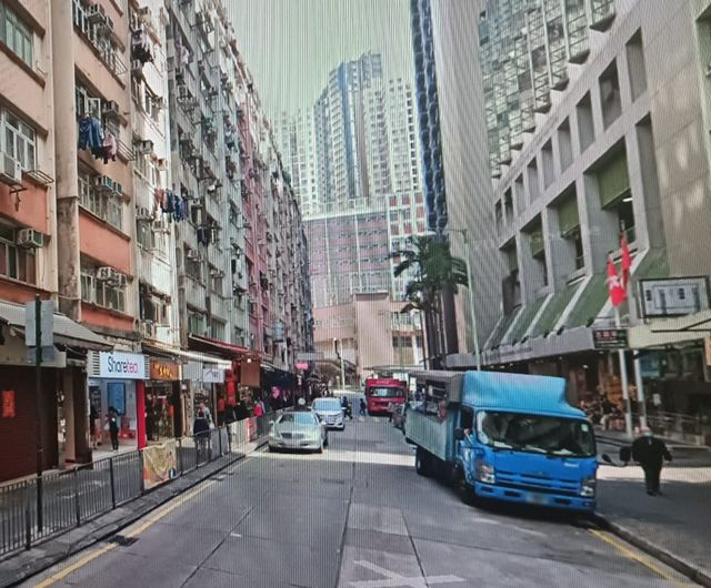 香港大學站石塘咀街市旁外賣店