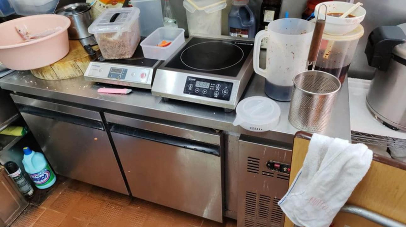 屯門龍門居 二座地下61號舖 家姐美食 