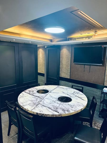 旺角登打士街樓上火鍋餐廳